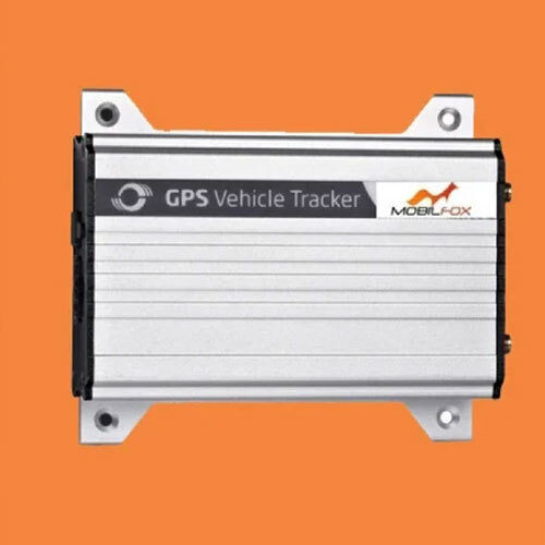 Gps Vehicle Tracker - Battery Backup: 80 Hours