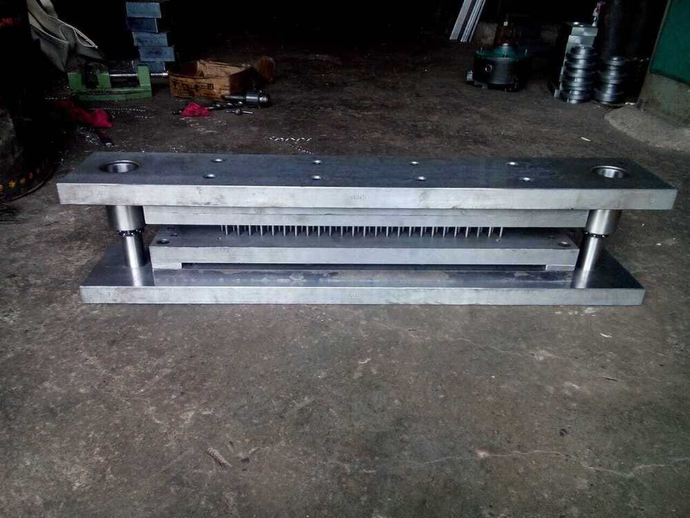 Sheet Metal Perforating Die
