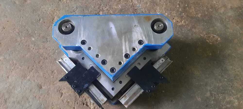 Corner Notching Die - Color: Blue