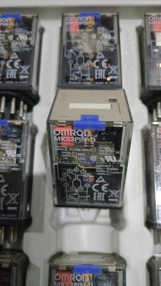 OMRON PLUG IN RELAY, MKS3PIN-D