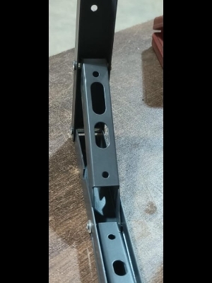 Folding table bracket