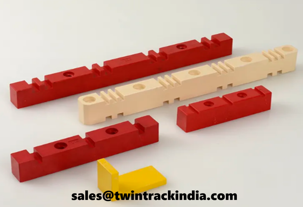 Dmc Busbar Insulator - Color: Red