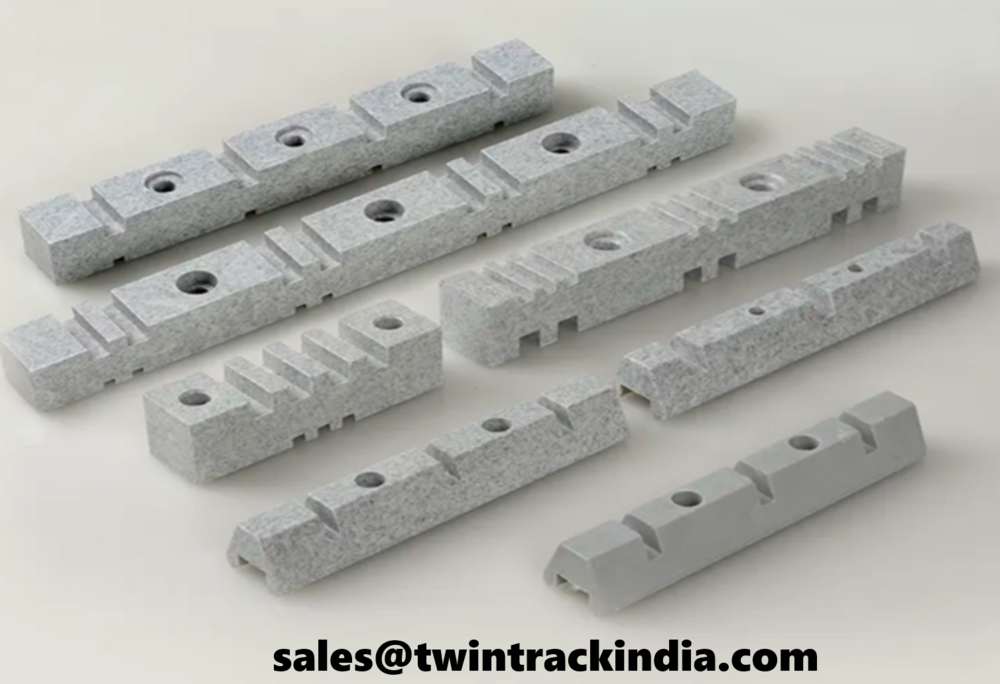 Dmc Busbar Insulator - Color: Red