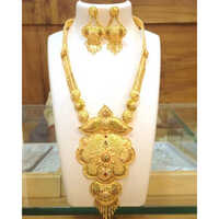 Gold Forming Jewellery - Color: Golden