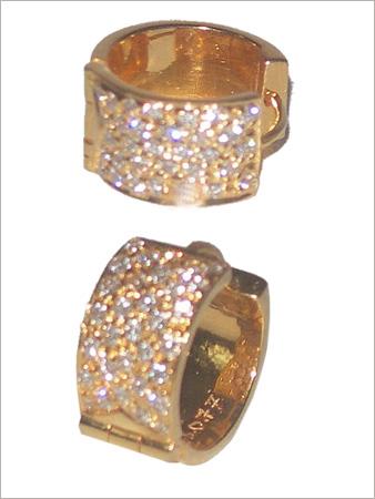 सोने के कान की बालियां