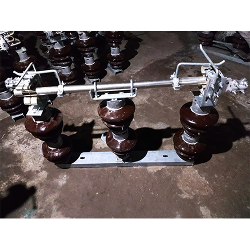 33Kv Double Break (Dbcr) Isolator - Application: Industrial