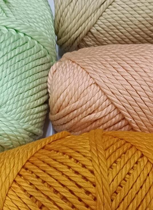 Macrame Thread - Application: Knitting