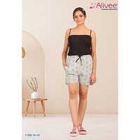 Floral Short With Pocket