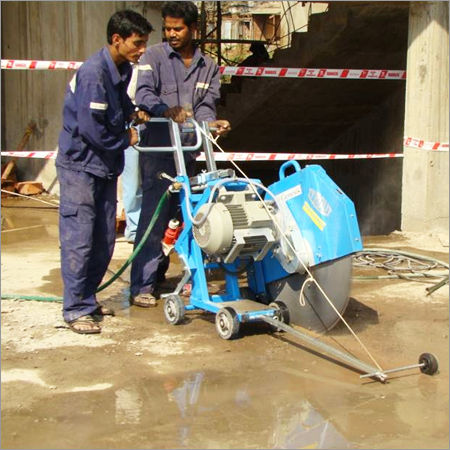 Floor Saw Cutting