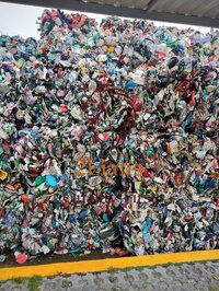 HDPE bottle on bales Mix colors Scrap