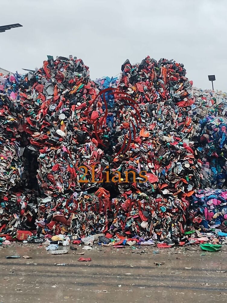HDPE bottle on bales Mix colors Scrap