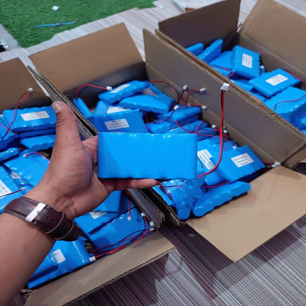 14.8volt 5200mah Lithium Ion Battery For Medical Device - Current: 5200 Milliampere (Ma)