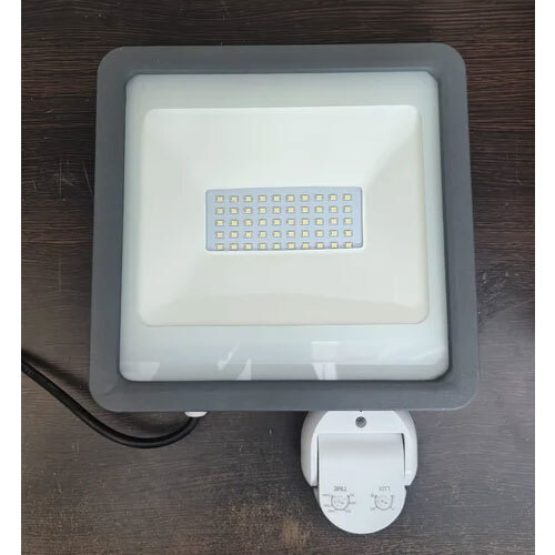 Mll 570 Pir Sensor Flood Light 50W