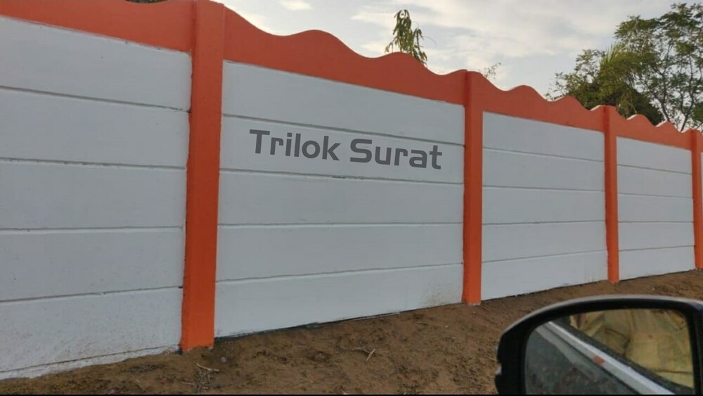 Concrete Compound Wall - 6-7 Feet Plank Length, 10-12 Feet Wall Height | Painted Finish, Custom Size And Thickness, Durable Cement And Sand Material