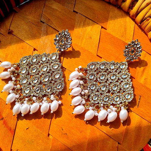 Beaded Kundan Earring - Color: Multicolor