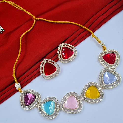 Kundan Necklace - Color: Multicolor