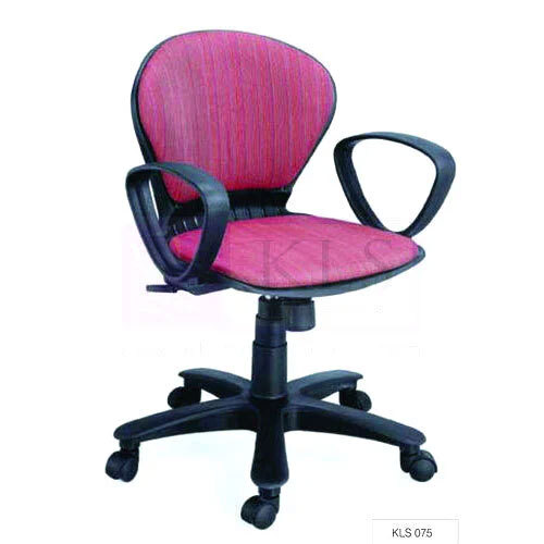 Revo Lving Visitor Chair - Application: Office