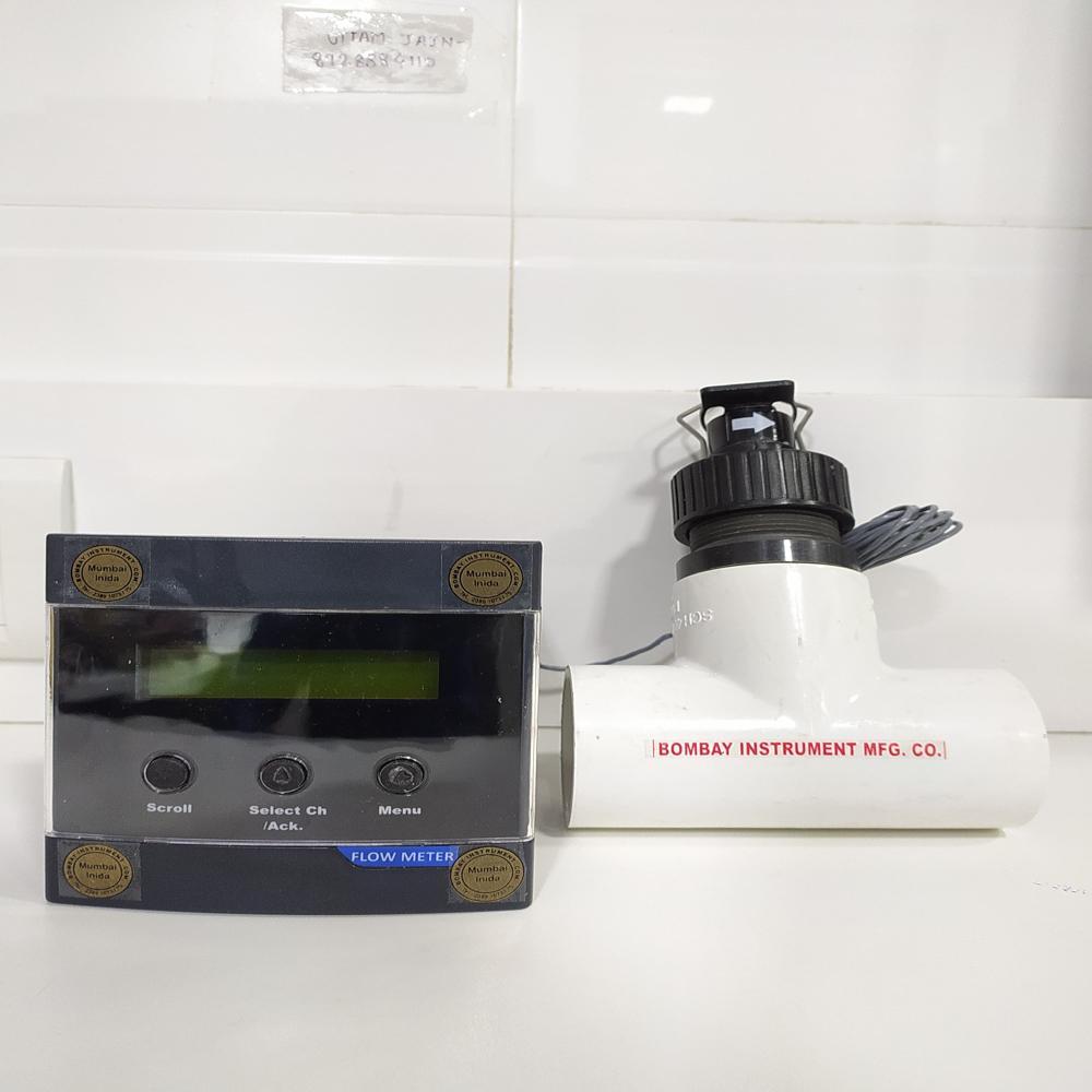 DIGITAL FLOW METER 