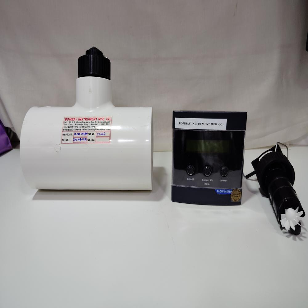 Digital Flow Meter - Accuracy: 2 %