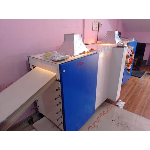 Papad Machine With Dryer - Capacity: 300 Kg/Day