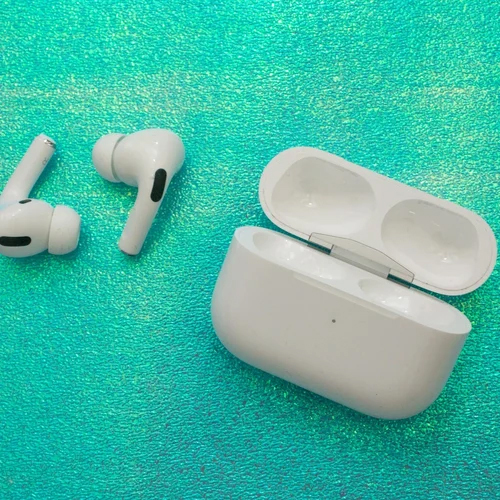 Original Apple Earbuds