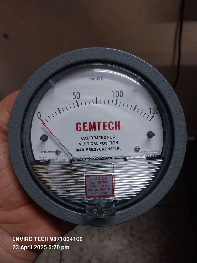 G2002 GEMTECH Differential Pressure Gauge Range 0-2 PSI Minor Divisions .05