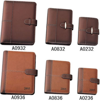 लीडर कवर डायरी