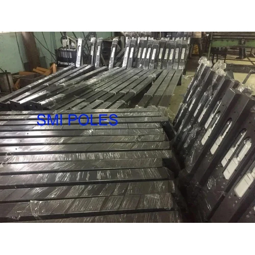 Rectangular Decorative Street Light Pole - Features: High Quality