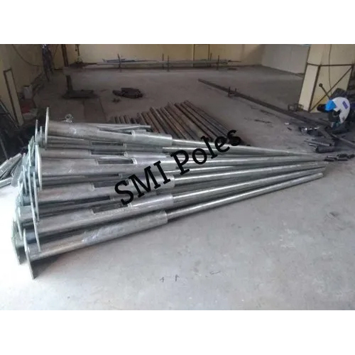 Gi Octagonal Street Pole - Color: Silver