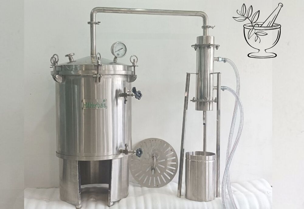 Gaumutra ark distillation unit