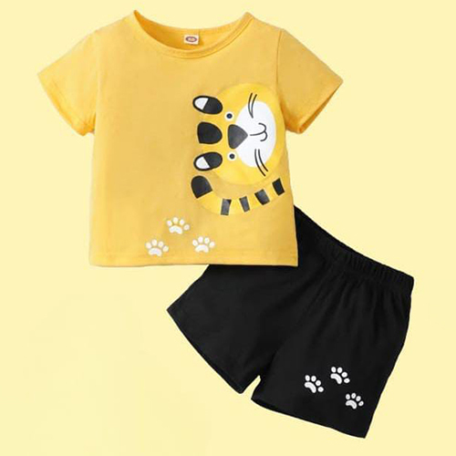 Printed T-Shirt With Half Pant For Boys