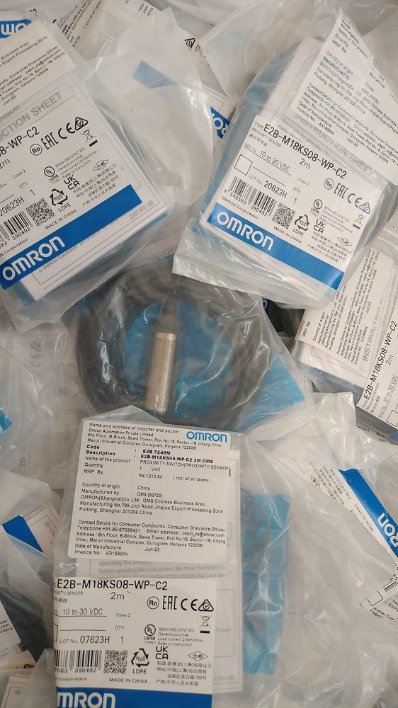 Omron Proximity Sensor 10 To 30vdc, E2b-m18ks08-wp-c2 2m,dia 18mm,sd 8mm,npn Nc