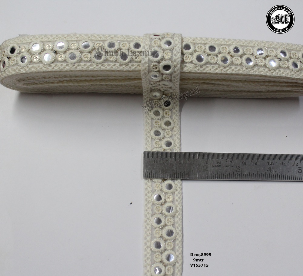 Off White & Embroidery Lace - Gender: Female