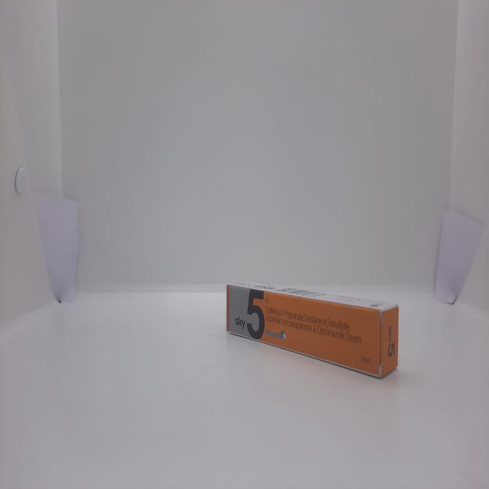 Clobetasol Propionate 0.05%w/w Gentamicin, 0.1%w/w Tolnaftate 1.0%w/w Clotrimazole 1.0%w/w Iodochlorhydroxyquinoline 1.0%w/w