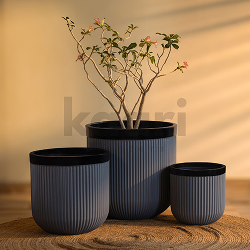MOIRE FRP Planter
