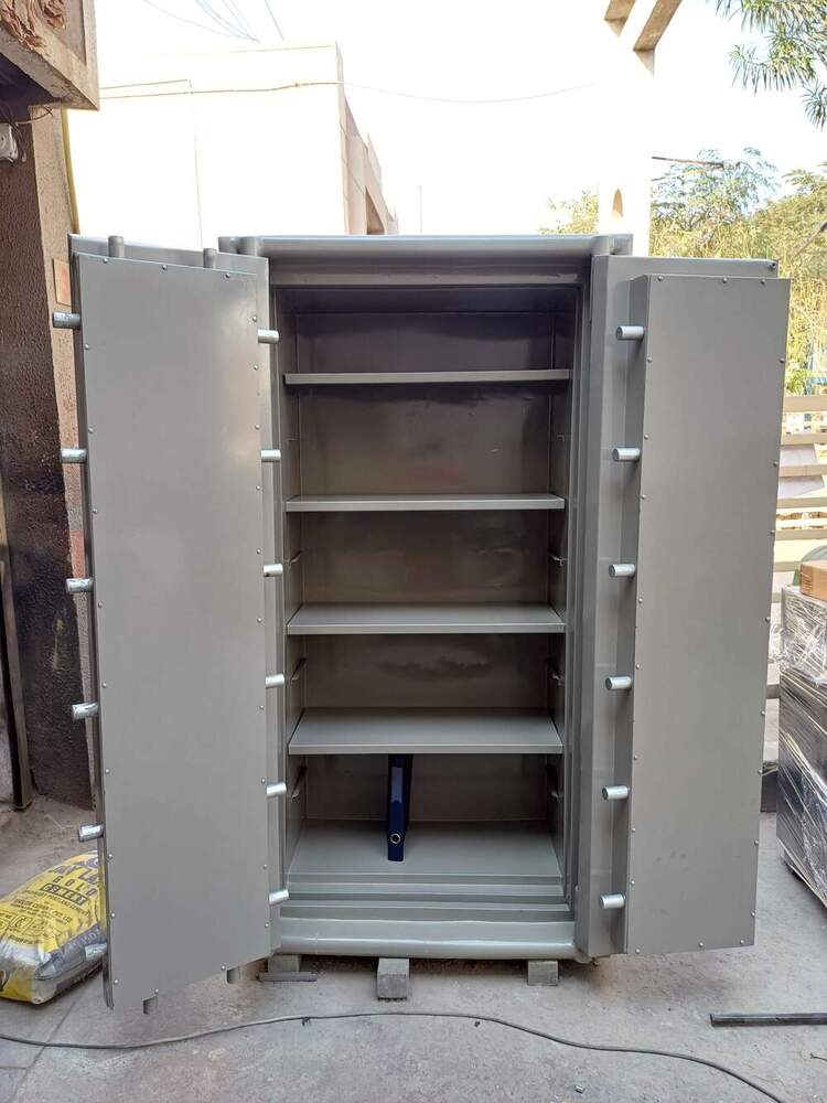 6 Feet Fireproof Safe Locker - Color: Gray