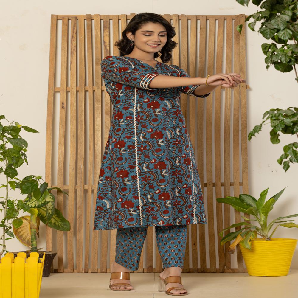blue floral kurti pant set