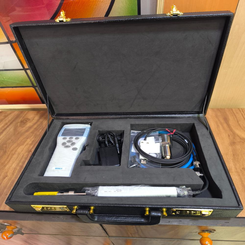 Vaisala -80 To 20degc Dm70 Hand Held Dewpoint Meter,Model Dm70,Portable Dew Point