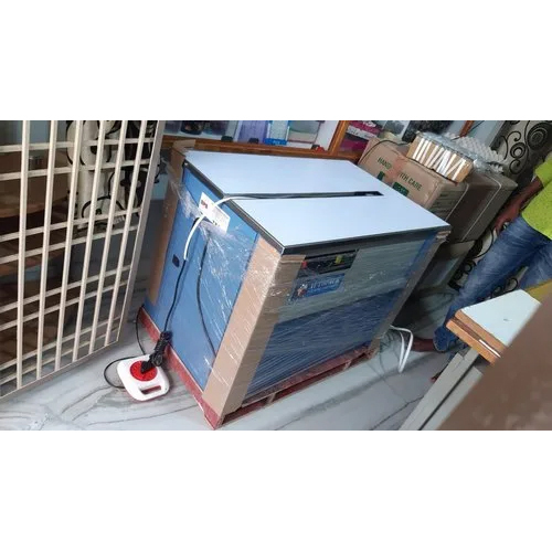 Semi Automatic Strapping Machine