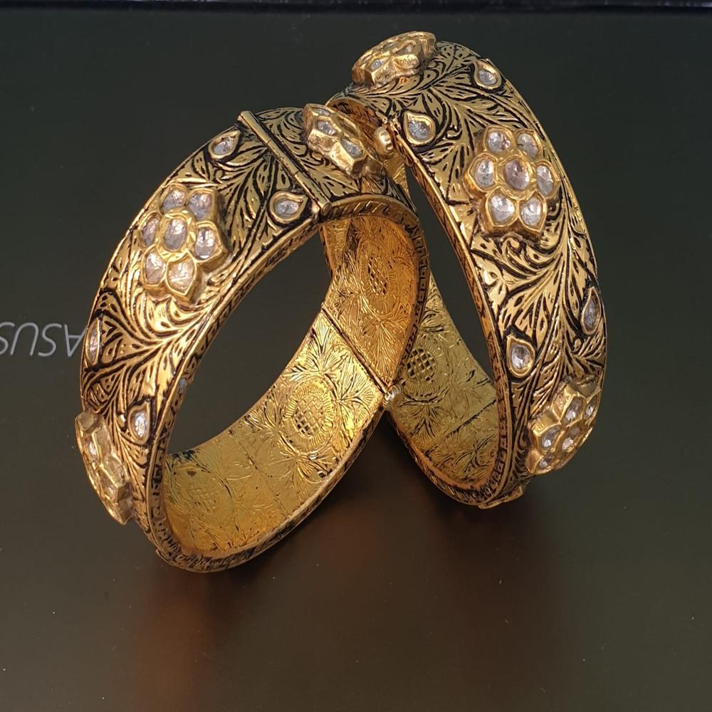 bangle