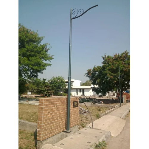 Garden Lighting Pole - Color: Black