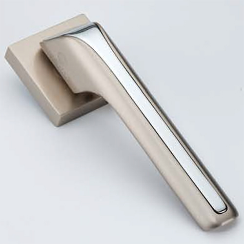 RH-805 Rose Door Handle