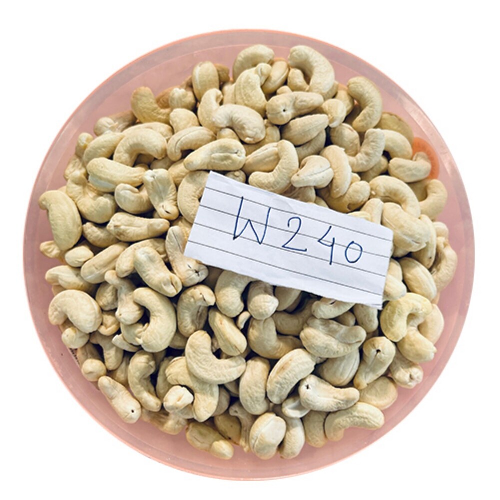W240 Cashew Nut - Food Grade Raw Cashews | Freshly Processed, Shelf Life 6-12 Months, Common Cultivation, Perfect for Snacking