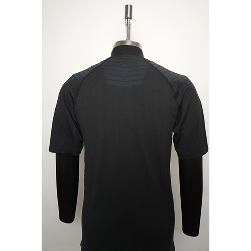 Women Black Seamless T-shirt - Color: Different Available