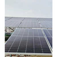 550W Vikram Solar Panel