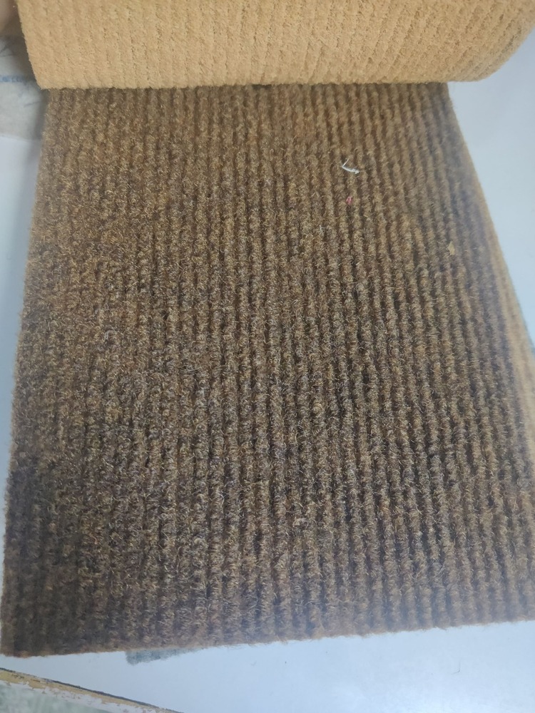 Ribbed Carpet - Advantage: Easy To Clean