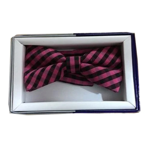 Plaided Bow Tie