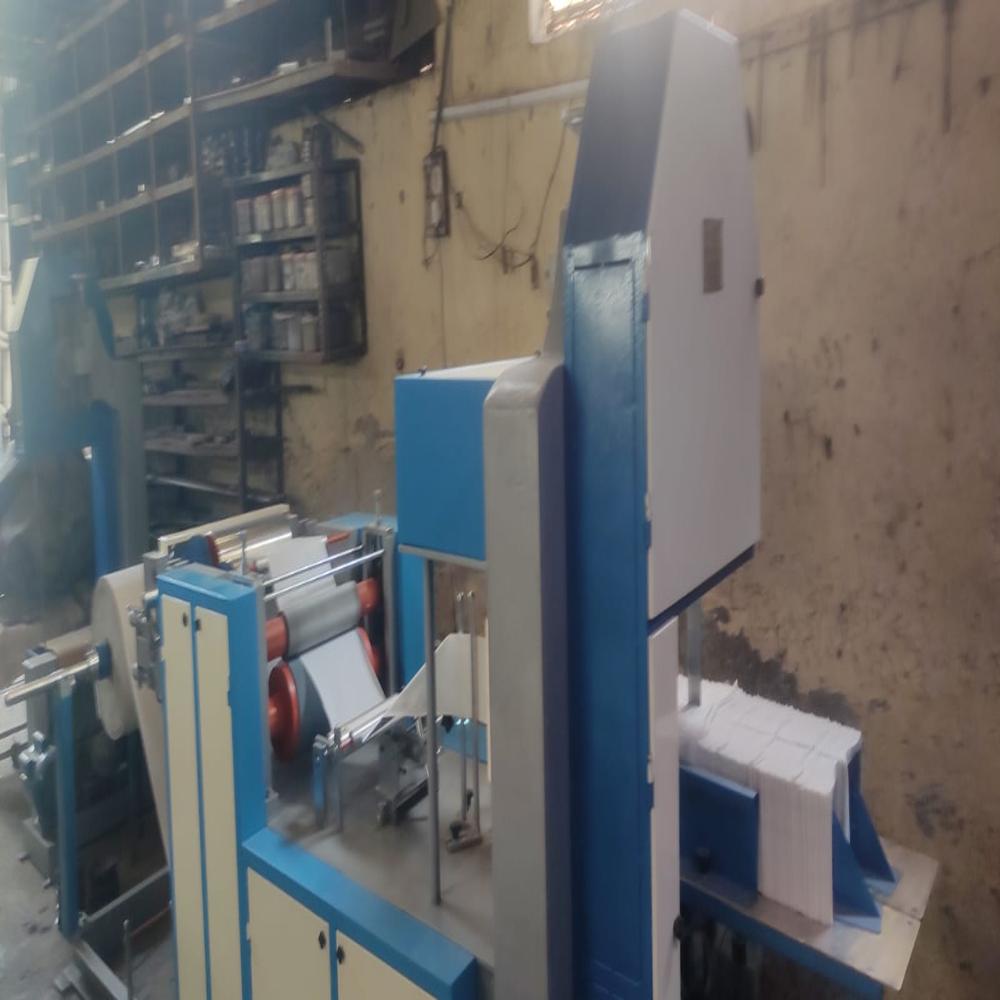 Automatic Paper Napkin Making Machine Single Color Single Embossing - Capacity: 32000 Pcs/hr
