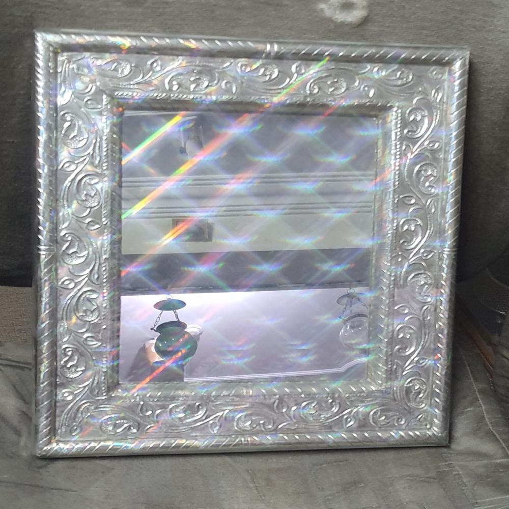 White Metal Mirror - Color: Silver