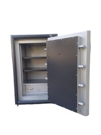 3.5 foot safe locker